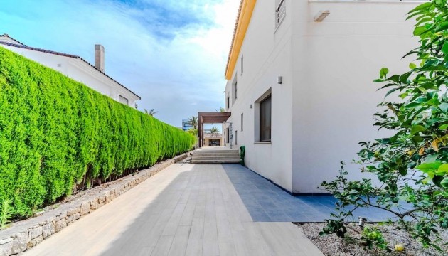 Resale - Detached Villa - Orihuela Costa - Cabo Roig