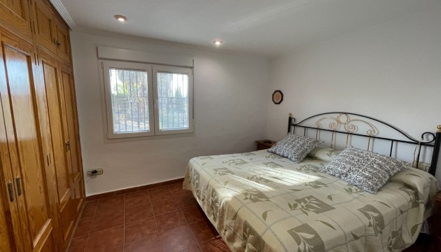 Videresalg - Detached Villa - Crevillente