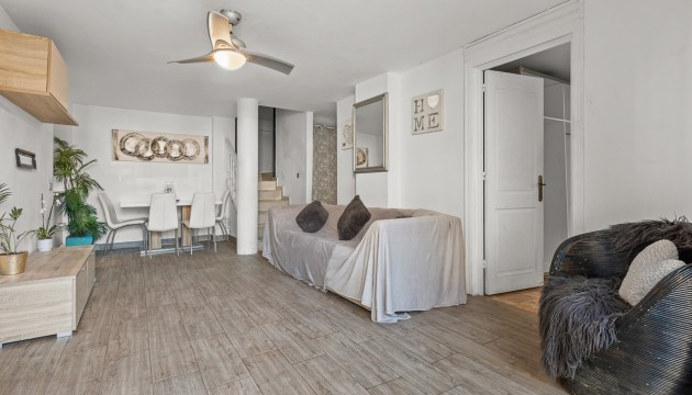 Resale - Detached Villa - Orihuela Costa - Playa Flamenca