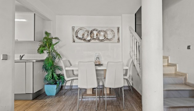 Resale - Detached Villa - Orihuela Costa - Playa Flamenca