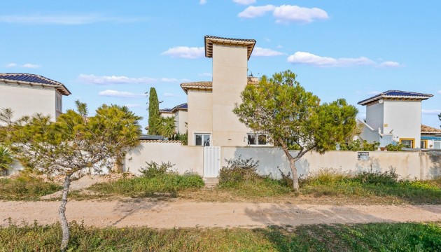 Resale - Detached Villa - Orihuela Costa - Playa Flamenca