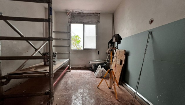 Resale - Apartment - Alicante - Benalua