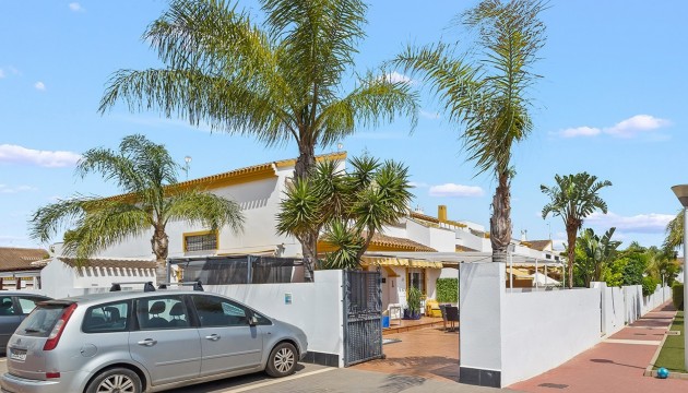 Herverkoop - Detached Villa - Torre de la Horadada