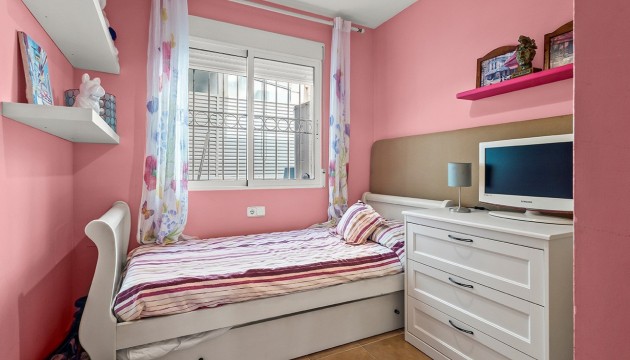 Herverkoop - Detached Villa - Torre de la Horadada