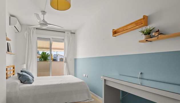 Herverkoop - Detached Villa - Torre de la Horadada