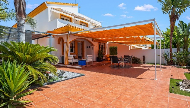 Herverkoop - Detached Villa - Torre de la Horadada