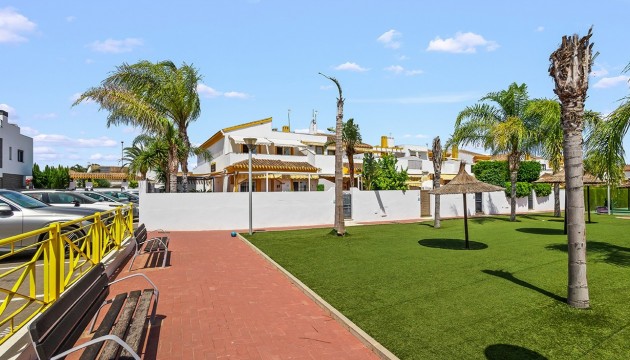 Herverkoop - Detached Villa - Torre de la Horadada