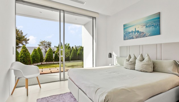 Reventa - Chalet Independiente - Las Colinas Golf