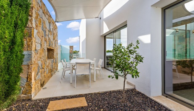 Reventa - Chalet Independiente - Las Colinas Golf