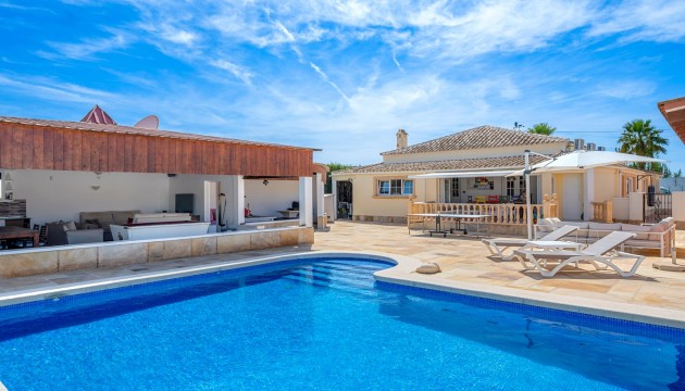 Resale - Country House - Almoradi - Las Heredades