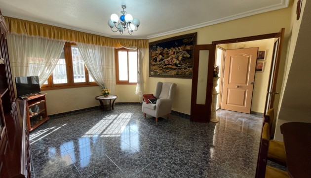 Resale - Townhouse - Jacarilla - Comunidad Valenciana