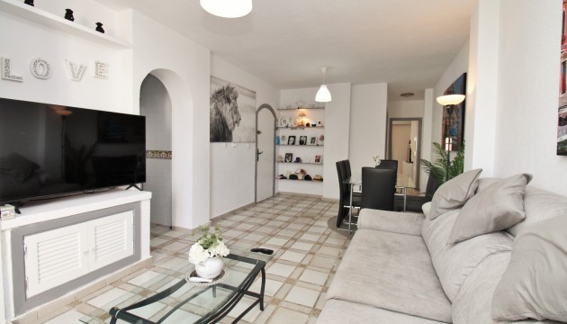 Resale - Apartment - Orihuela Costa - Villamartín