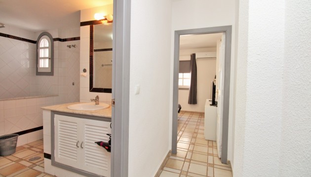 Resale - Apartment - Orihuela Costa - Villamartín