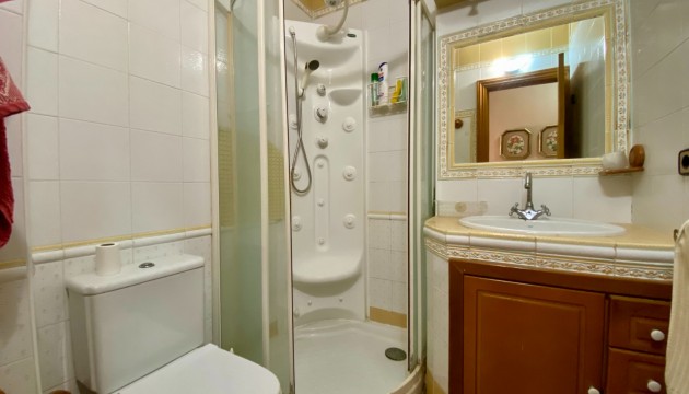 Herverkoop - Apartment - Torrevieja - Playa del Cura