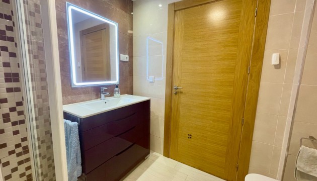 Resale - Apartment - Torrevieja - Playa del Cura