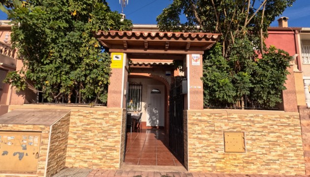 Resale - Townhouse - Torrevieja - El Acequión - Los Náufragos