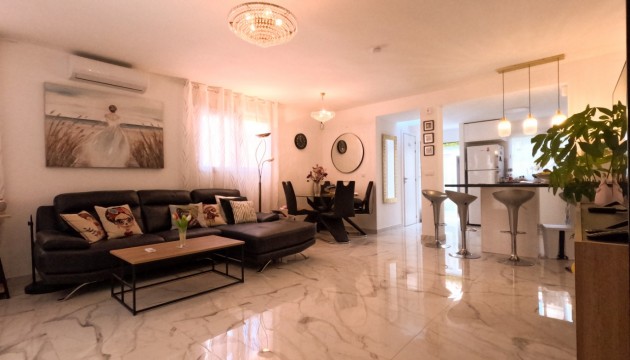 Resale - Townhouse - Torrevieja - El Acequión - Los Náufragos