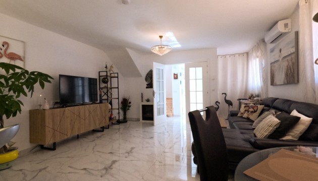 Resale - Townhouse - Torrevieja - El Acequión - Los Náufragos