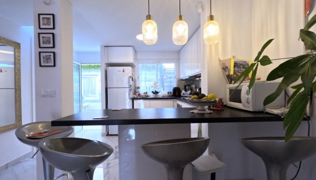 Resale - Townhouse - Torrevieja - El Acequión - Los Náufragos