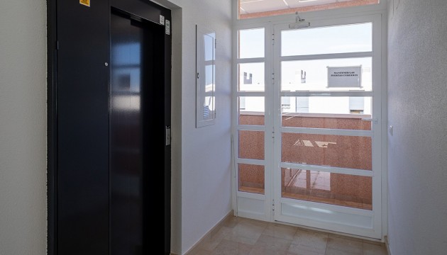 Resale - Apartment - Orihuela Costa - Los Dolses
