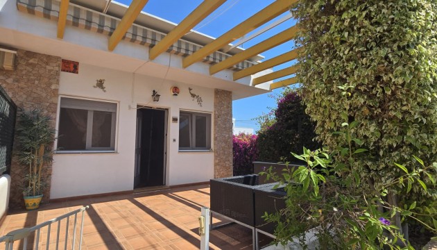 Resale - Bungalow - Orihuela Costa - Mil Palmeras