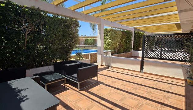 Resale - Bungalow - Orihuela Costa - Mil Palmeras