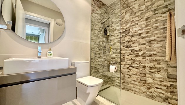 Resale - Apartment - Orihuela Costa - Villamartín