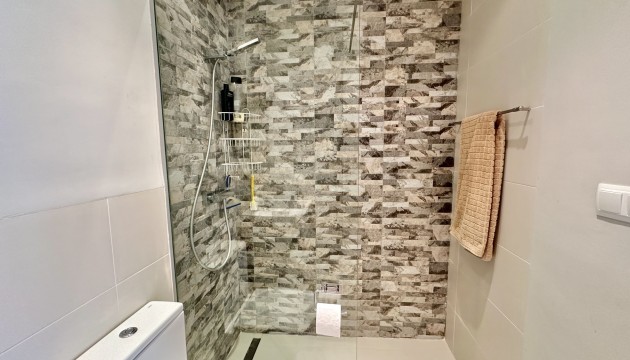 Resale - Apartment - Orihuela Costa - Villamartín