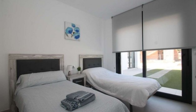 Перепродажа - отдельная вилла - Pilar de la Horadada