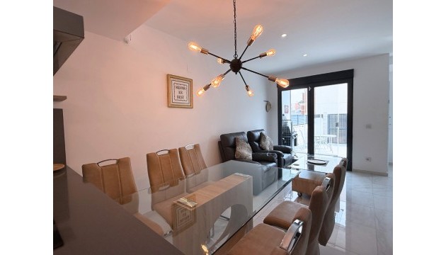 Перепродажа - Таунхаус - Orihuela Costa - Playa Flamenca