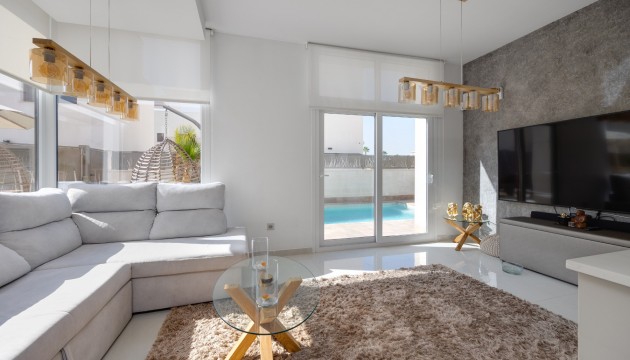 Reventa - Chalet Independiente - Ciudad Quesada