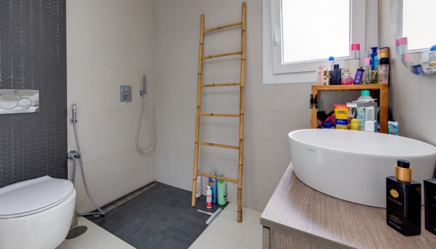 Reventa - Chalet Independiente - Ciudad Quesada