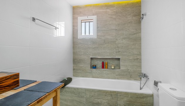 Videresalg - Country House - Elche