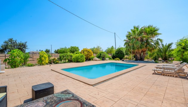 Videresalg - Country House - Elche