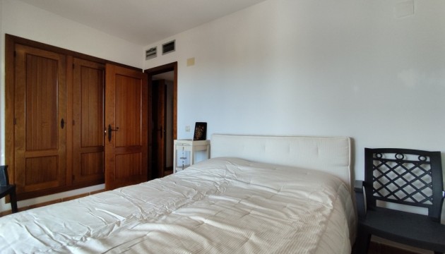 Resale - Apartment - Punta Prima