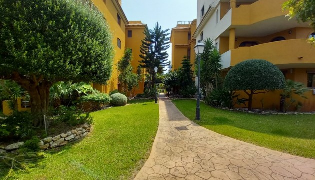 Resale - Apartment - Punta Prima