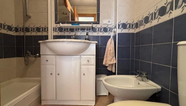 Resale - Bungalow - Torrevieja