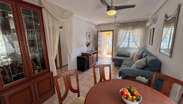 Resale - Bungalow - Torrevieja