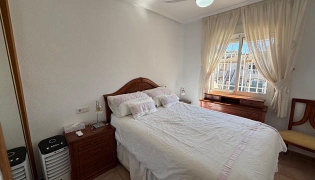 Resale - Bungalow - Torrevieja