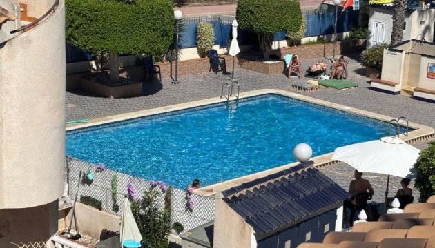 Resale - Bungalow - Torrevieja