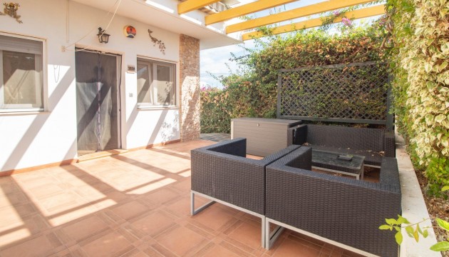 Resale - Townhouse - Pilar de la Horadada - Mil Palmeras