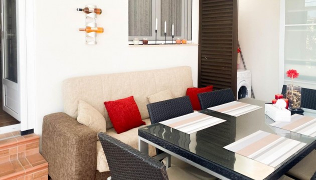 Resale - Townhouse - Pilar de la Horadada - Mil Palmeras