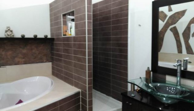 Resale - Detached Villa - La Matanza