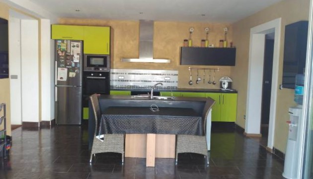 Resale - Detached Villa - La Matanza