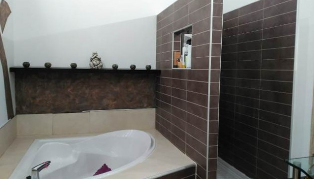 Resale - Detached Villa - La Matanza