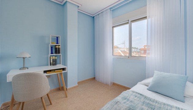 Resale - Apartment - Jacarilla