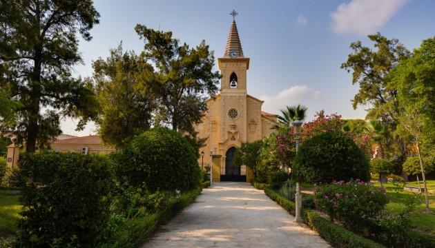 Resale - Apartment - Jacarilla