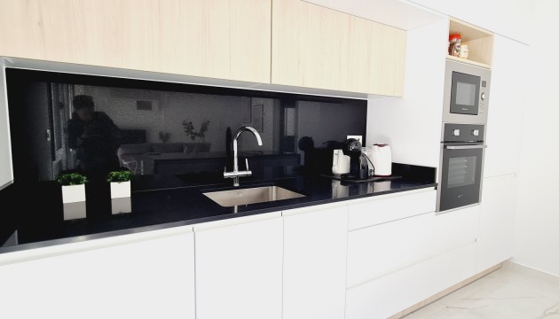 Resale - Apartment - Orihuela Costa - Villamartín