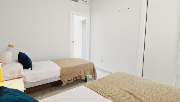 Resale - Apartment - Orihuela Costa - Villamartín