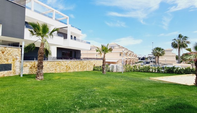 Resale - Apartment - Orihuela Costa - Villamartín